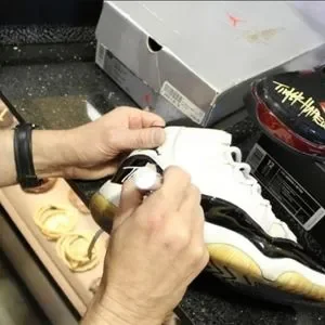 2000 DS Signed By Tinker Hatfield Air Jordan Retro 11 Concord XI Brand New 100% Jordan | Shoes | 200 Ds Signed By Tinker Hatfield Air Jordan  main image 2
